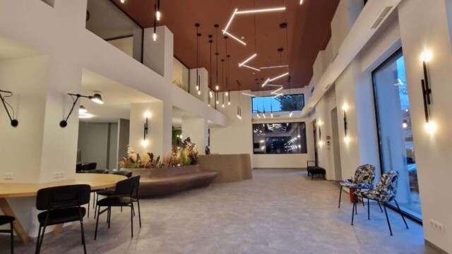 Ανακαίνιση NOBL Luxury Business Hub