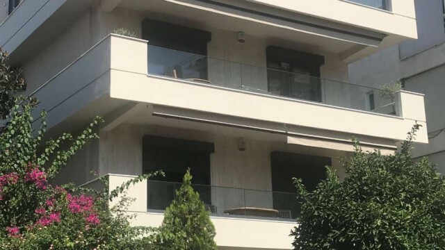 Ανακαίνιση Πολυκατοικίας στη Ανω Γλυφάδα