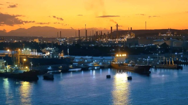 Motor Oil Διυλιστήρια